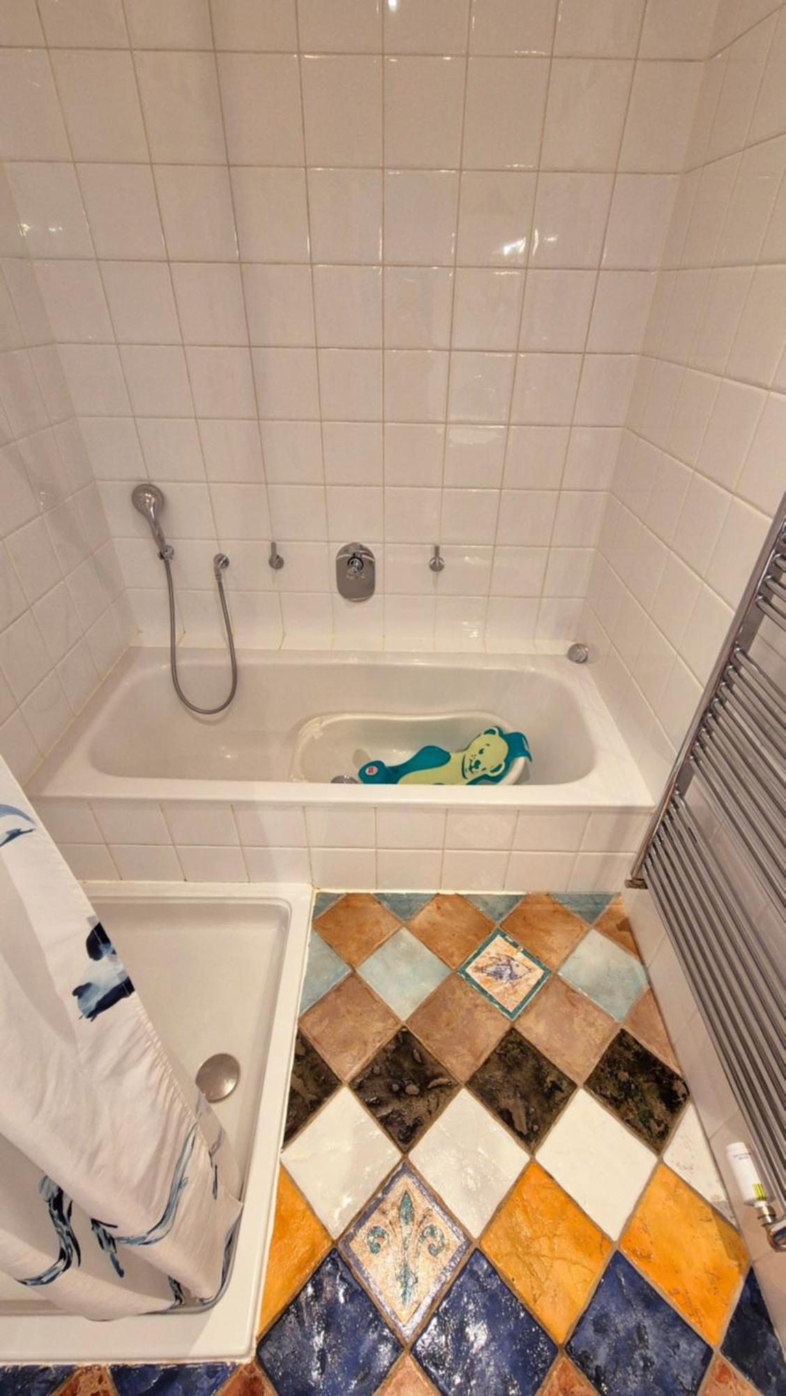 Sunny And Spacious Apartment Near City Centre Wien Eksteriør bilde
